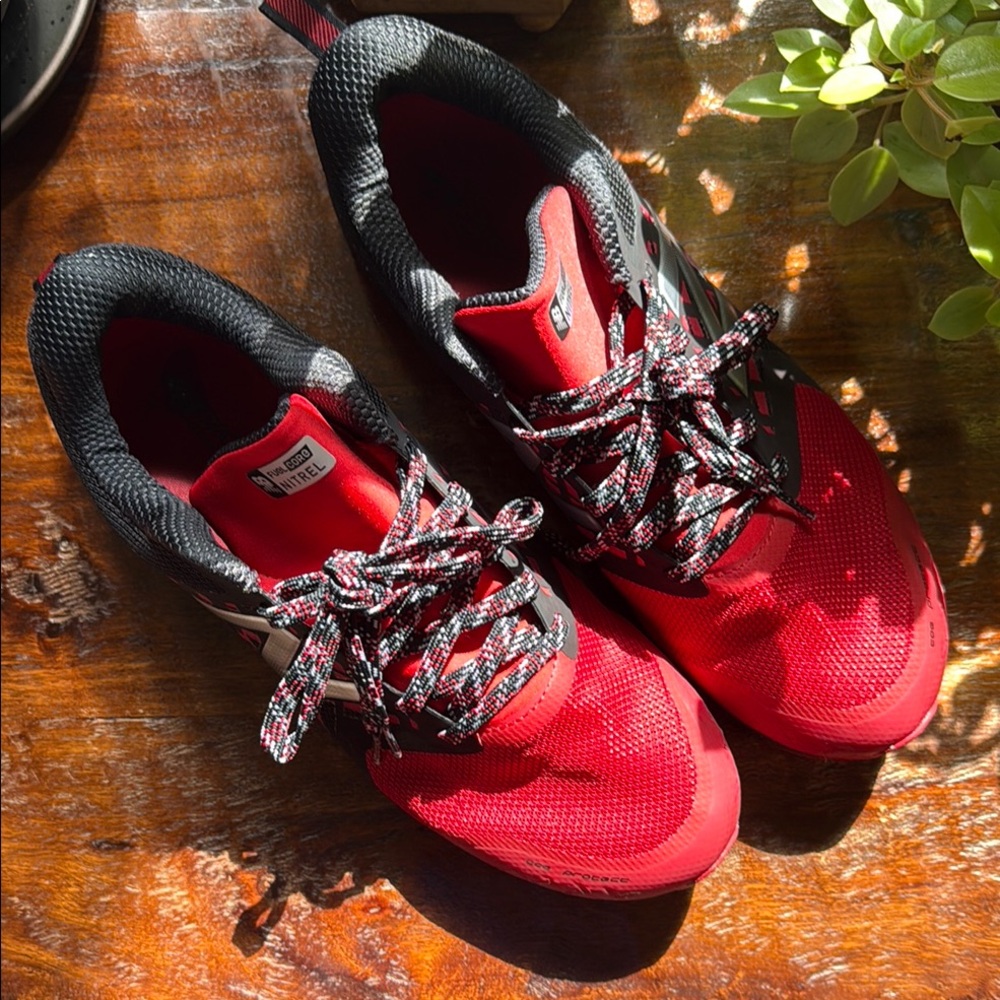 New Balance Red and Black Men's Shoes